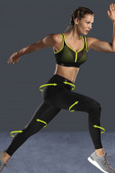 Αθλητικό κολάν compression fabric 3D με ειδικές κουκίδες που κάνουν μασάζ στο σώμα.