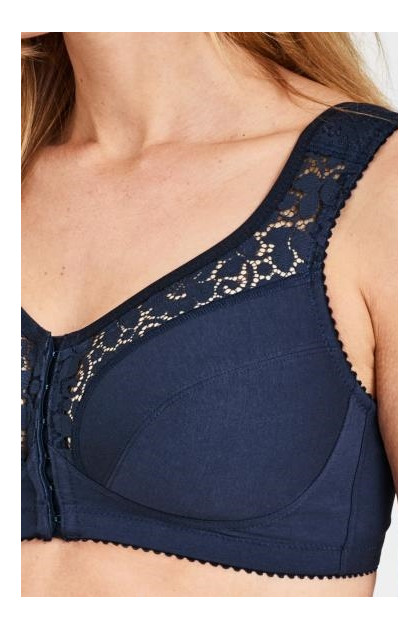 Cotton rich lace non-wired, front-closure bra