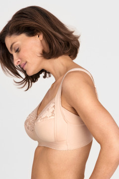 Lovely lace support non-wired bra