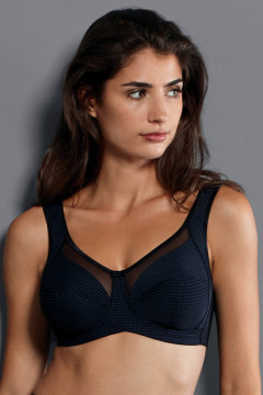 Elegant non-wired bra with tulle in the neckline