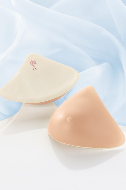 Total mastectomy silicone PROSTHESIS