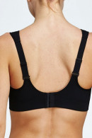 Capacity test winning non-wired sports bra