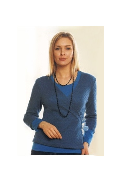 Fashionable cardigan made of soft wool