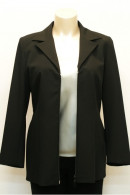 Timeless jacket with zipper and lapel
