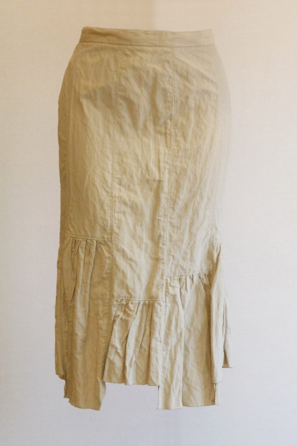 Long asymmetrical SKIRT