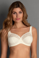 LUCIA - Comfort bra with underwire and lace on cups