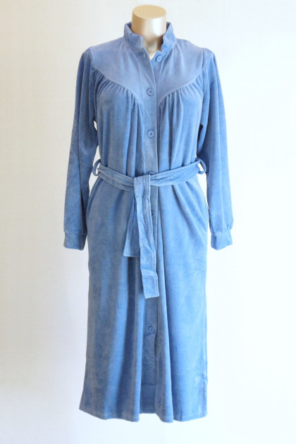 Long velvet robe