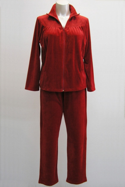 All day flattering velvet set