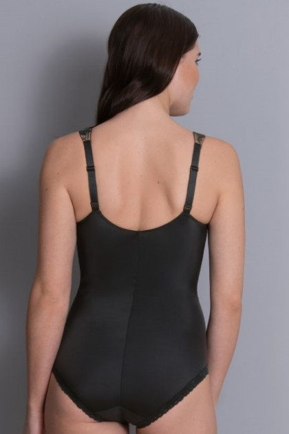 Classy nonwired body with lace on the sides