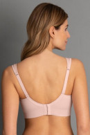 Seamless non-wired bra for everyday use