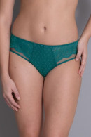 Delicate high waisted brief with lace on the front. Made of soft microfiber fabric