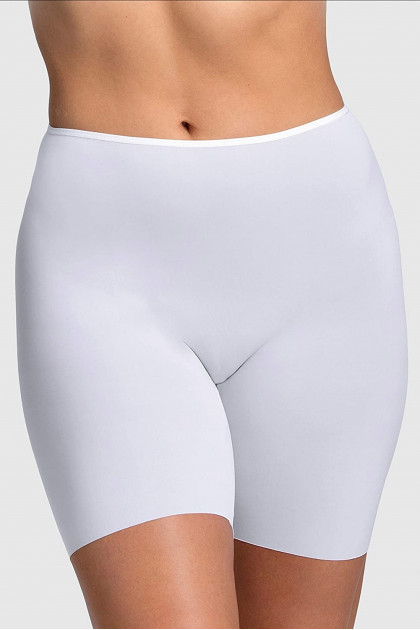 Λαστέξ με πόδι χωρίς ραφές. Και για τις εύσωμες σιλουέτες. Καλύπτει τέλεια το σώμα