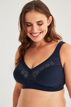 Cotton star soft non-wired bra with extra side padding