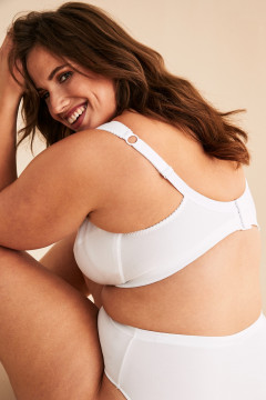 Cotton star soft non-wired bra with extra side padding